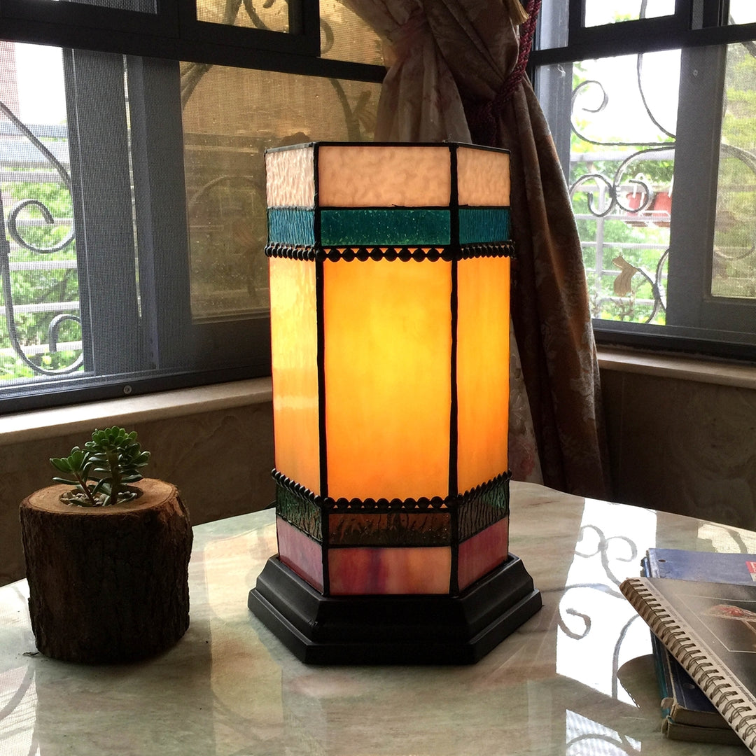 CH19030AM14-TL1 Accent Table Lamp