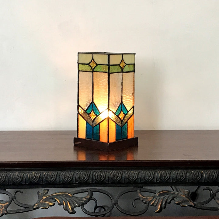 CH1T175AM11-TL1 Accent Table Lamp