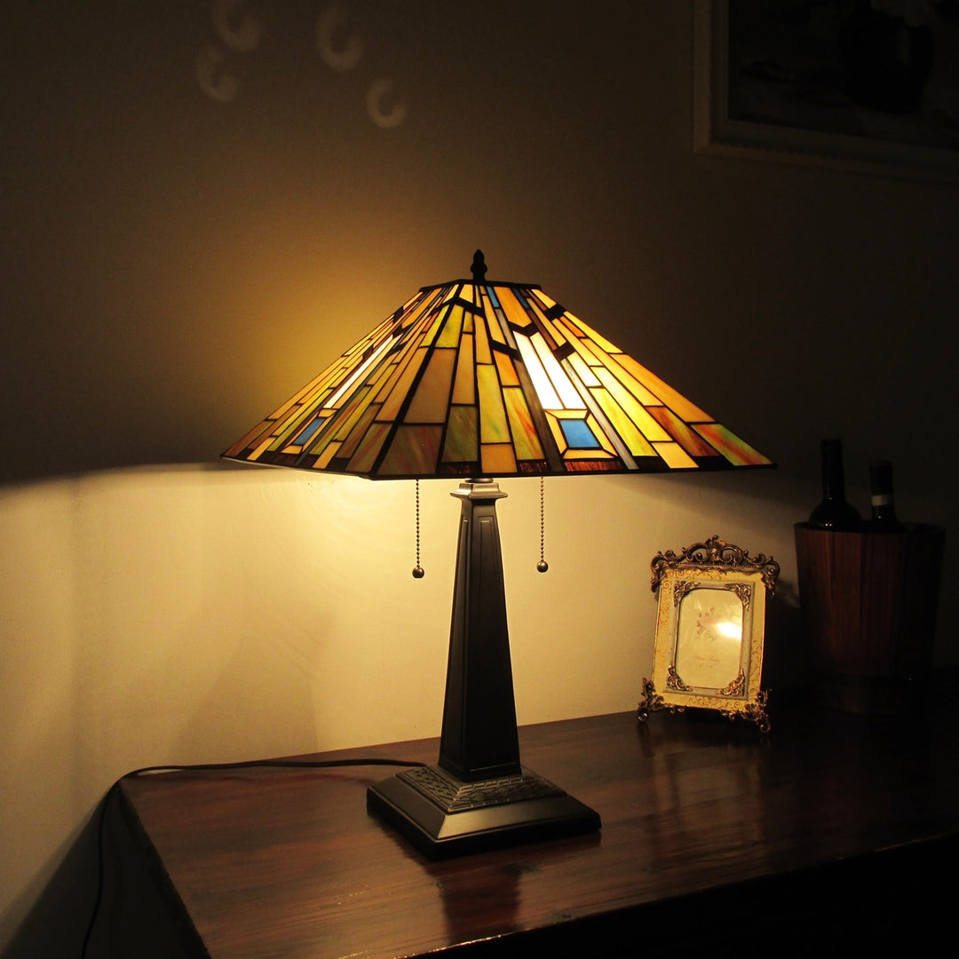 CH35858GM16-TL2 Table Lamp