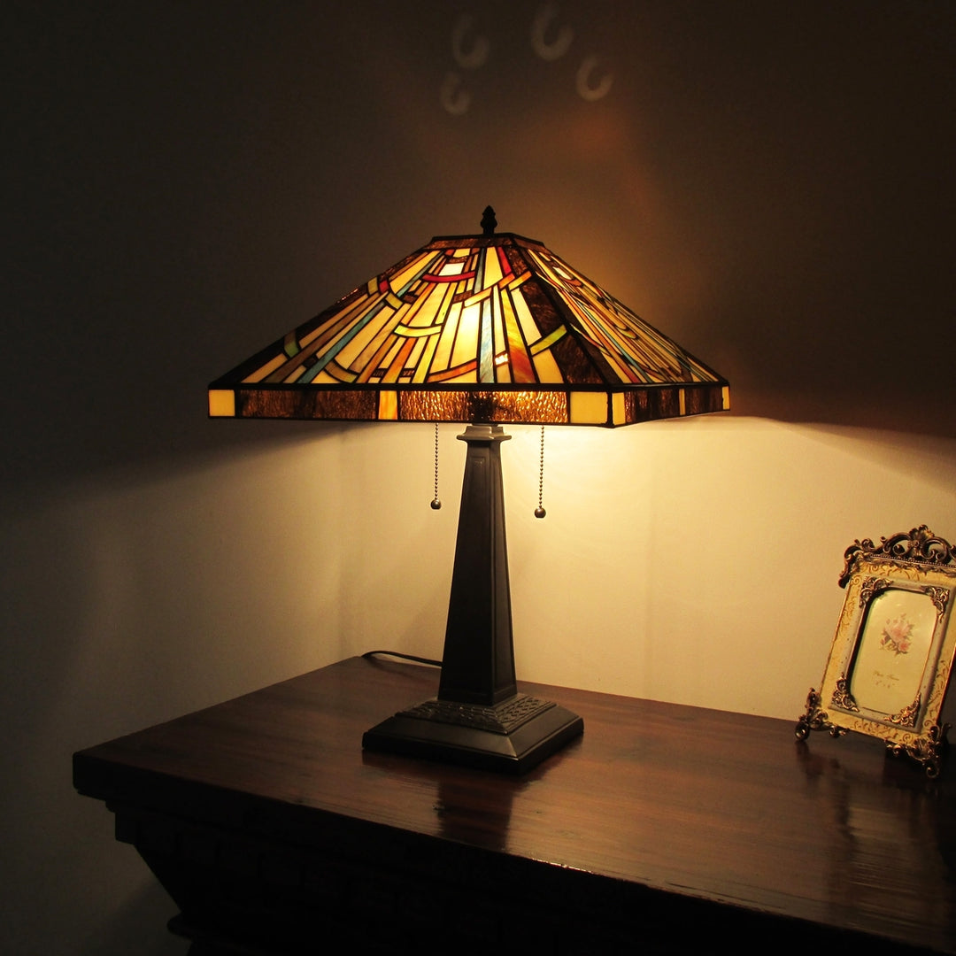 CH35865GM16-TL2 Table Lamp