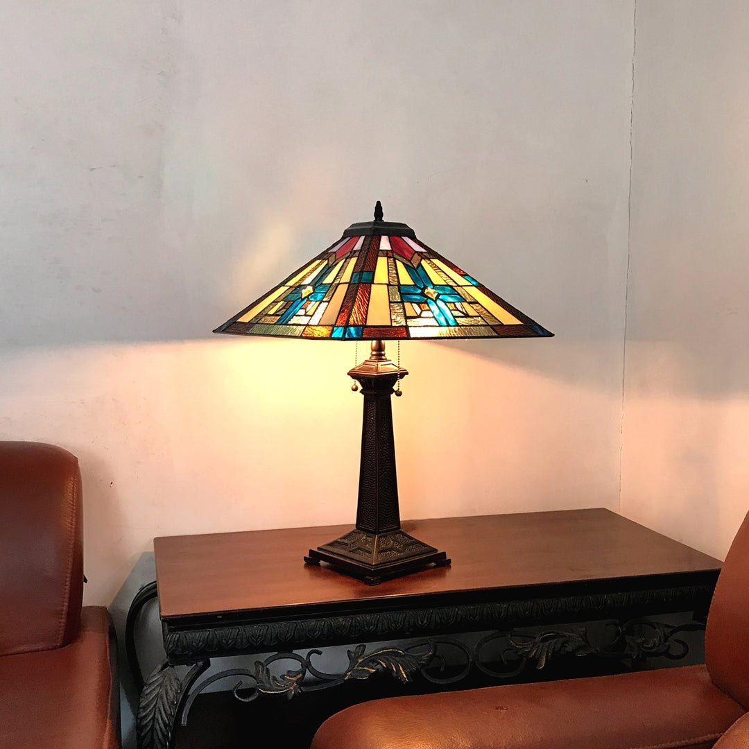 CH1T181BM16-TL2 Table Lamp